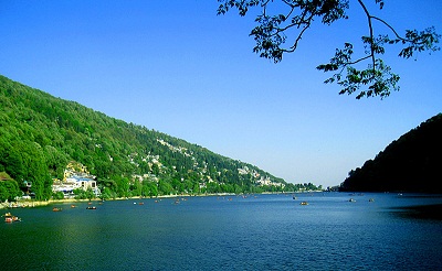 Agra-Nainital Students Tour Package