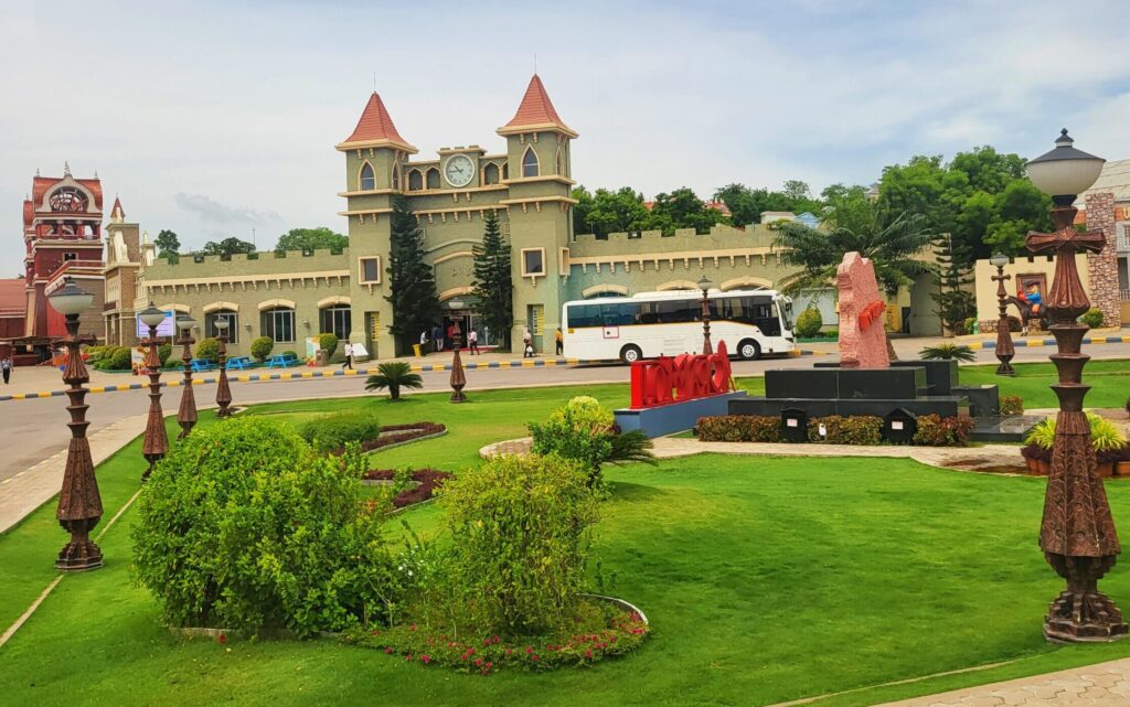 Hyderabad College Students Tour